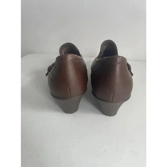 Women's Earth Origins Brown Leather Heels Clogs Size 8.5 M EUC! - Picture 3 of 9